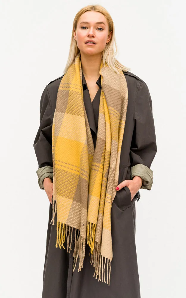 BASC6041 Plaid Print Oblong Scarf w/Fringes