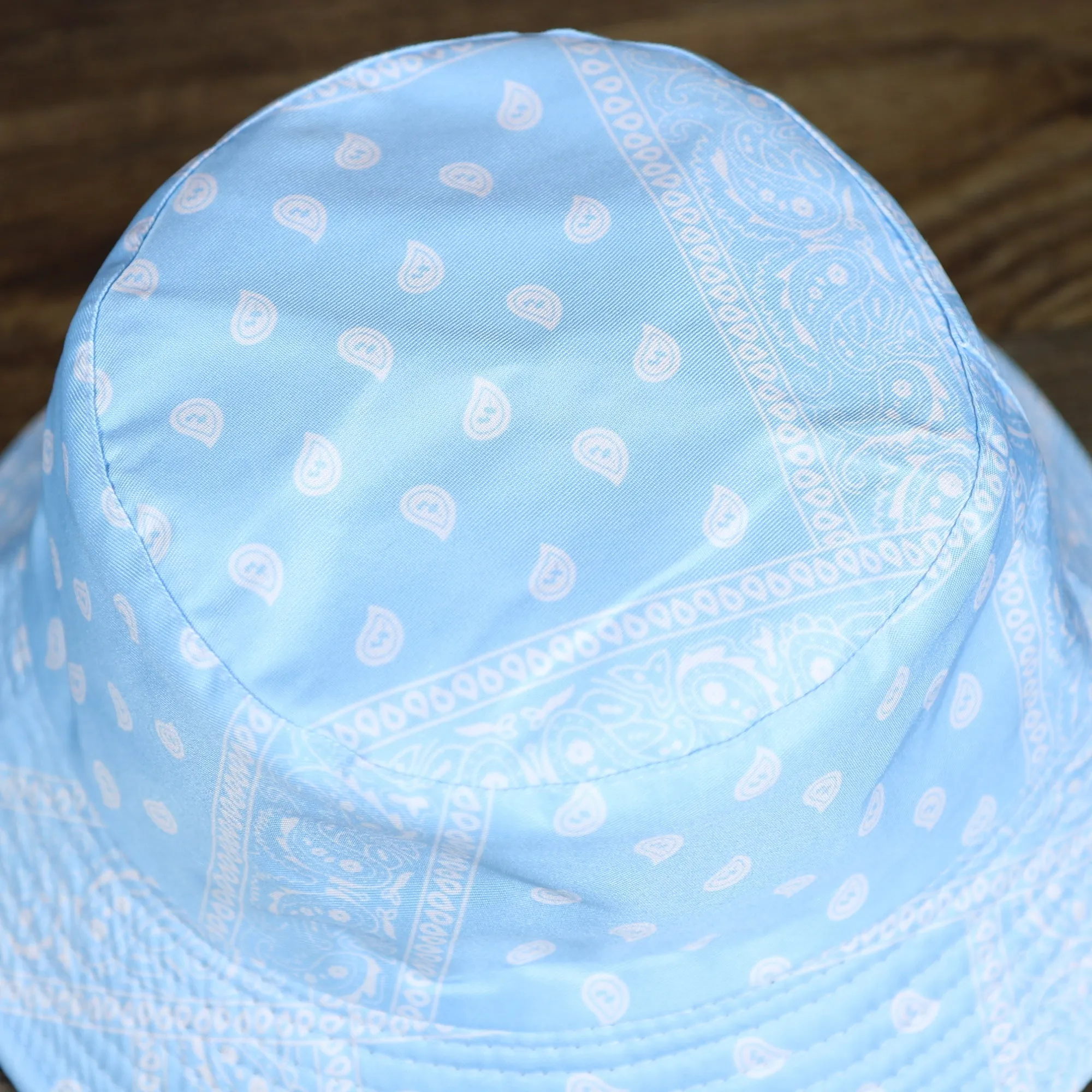 FOOT CLAN | PAISLEY BANDANA | BUCKET HAT | ICY BLUE S/M