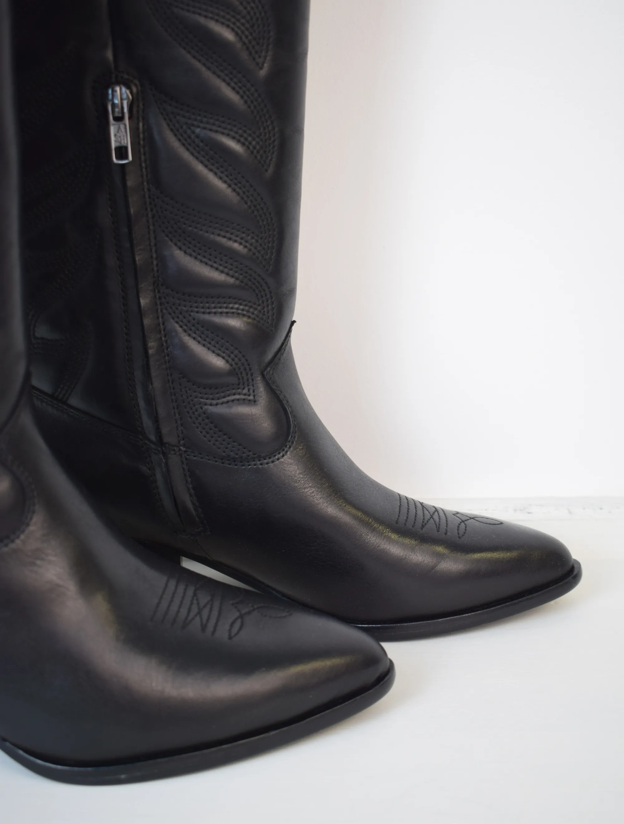 Heaven Boot Black