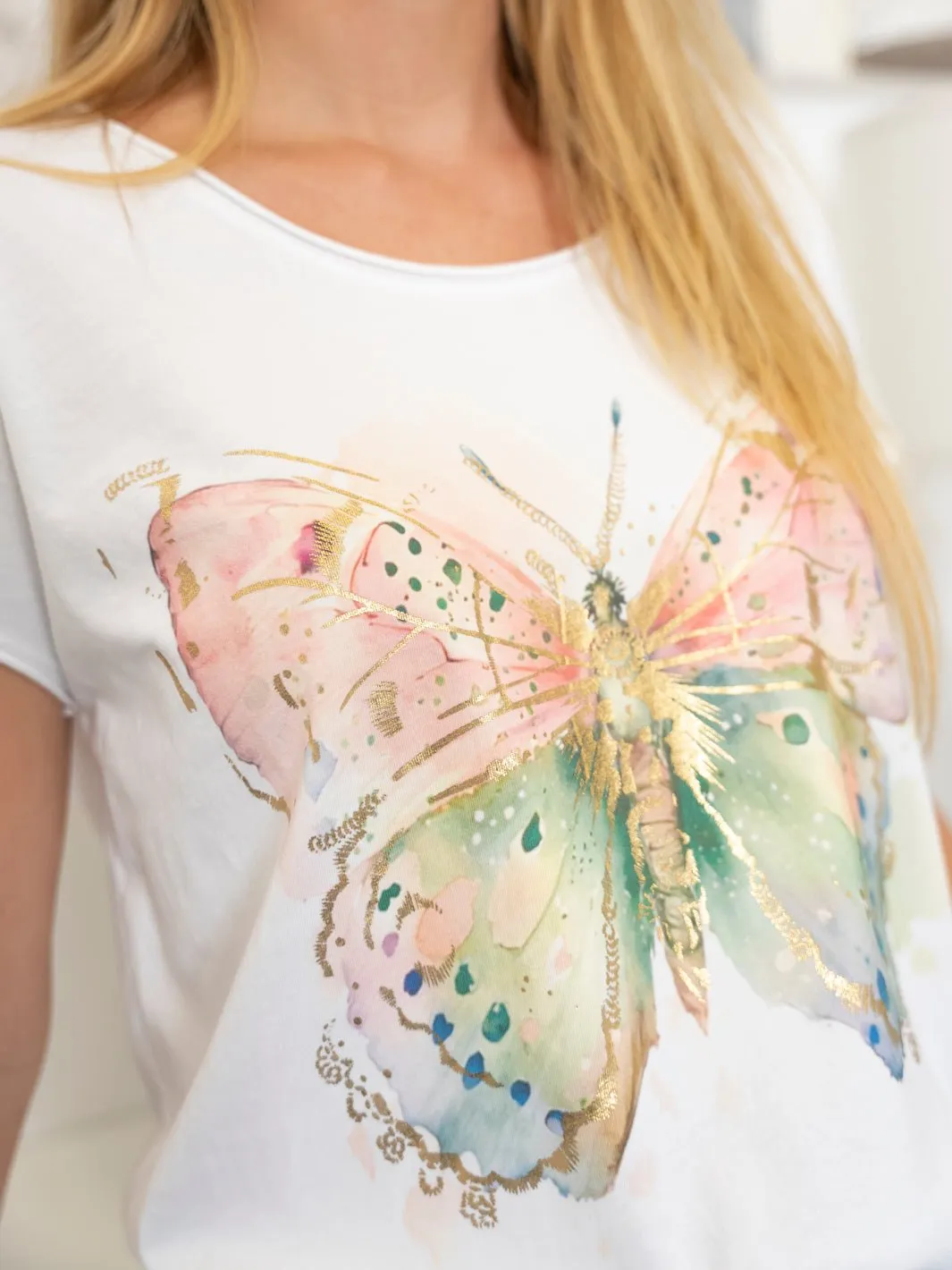 LEV UGE 30 Marta du Chateau Marie 1535 t-shirt JS butterfly