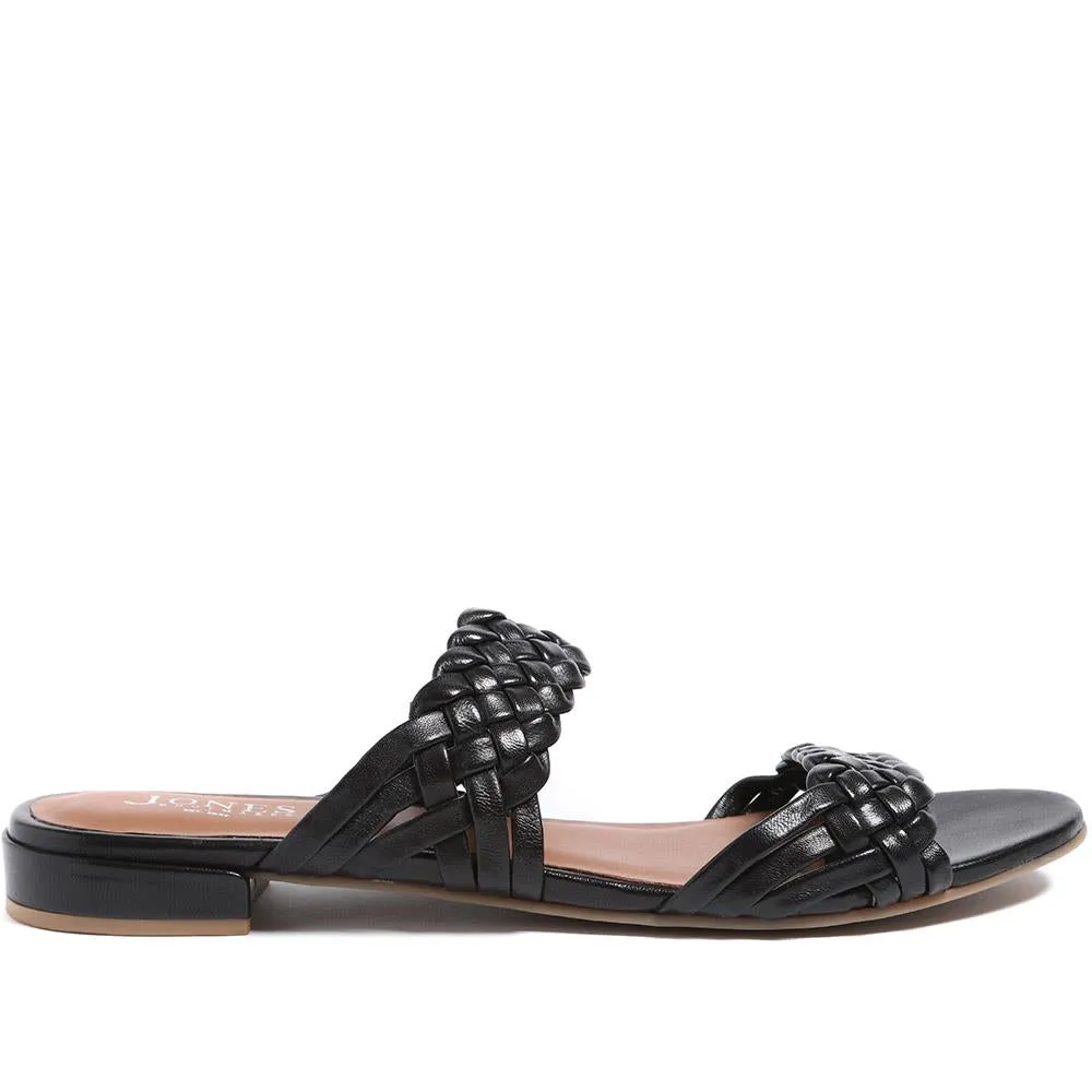 Madena Leather Mule Sandals - MADENA / 323 882