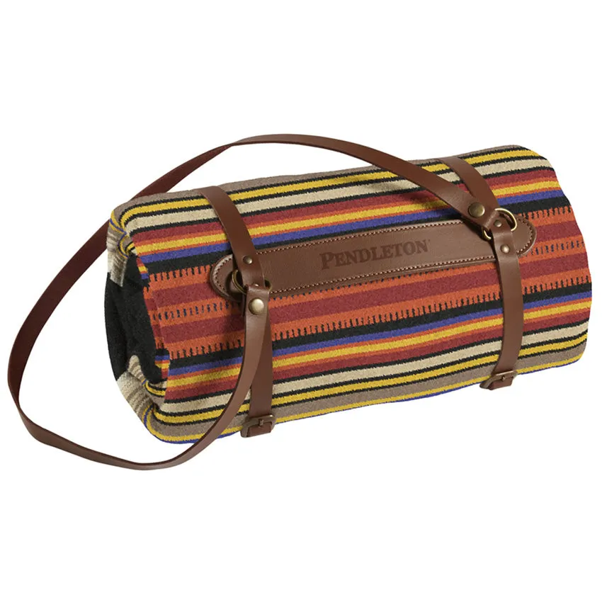 National Park Throw w/ Carrier - Acadia Black