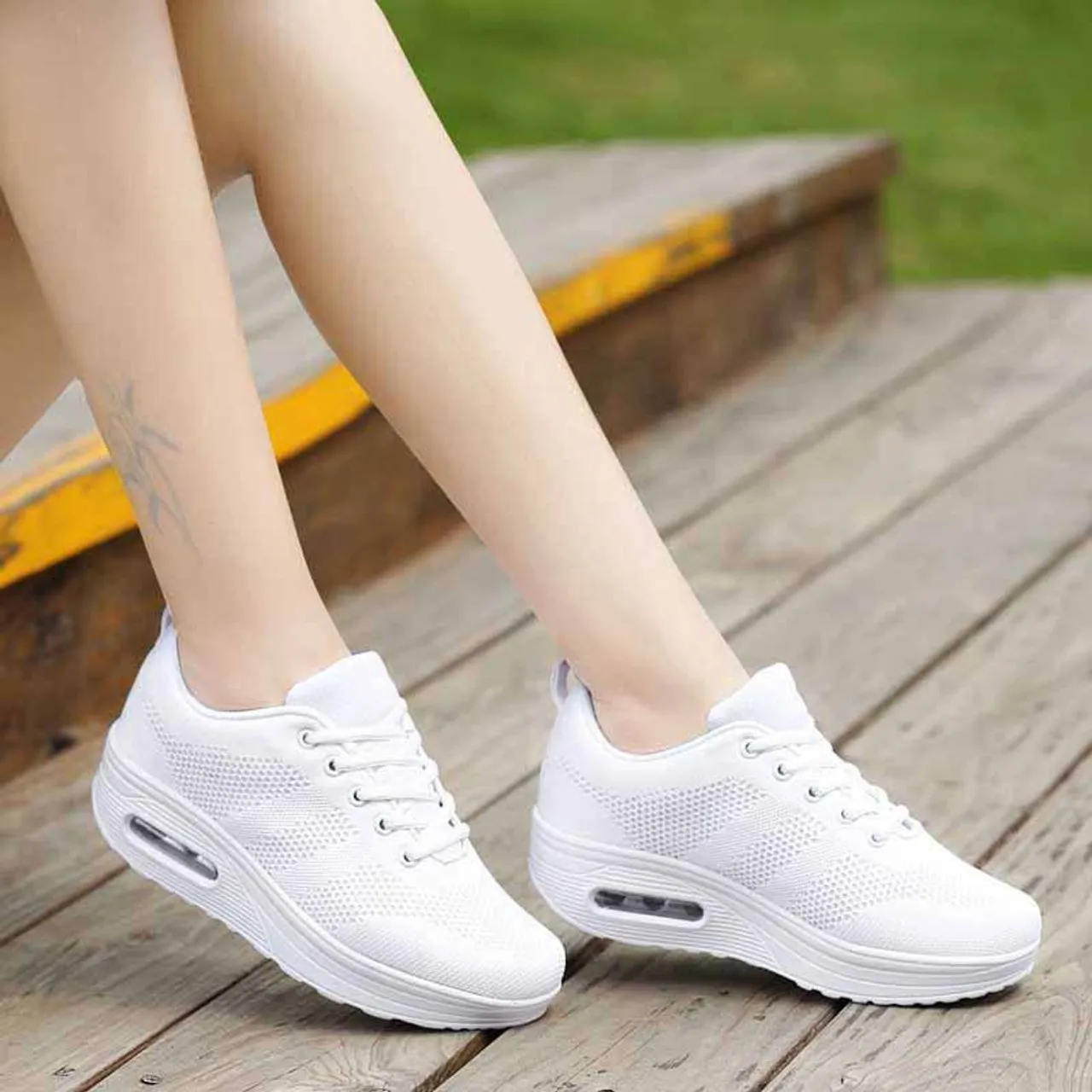 White plain flyknit rocker bottom shoe sneaker